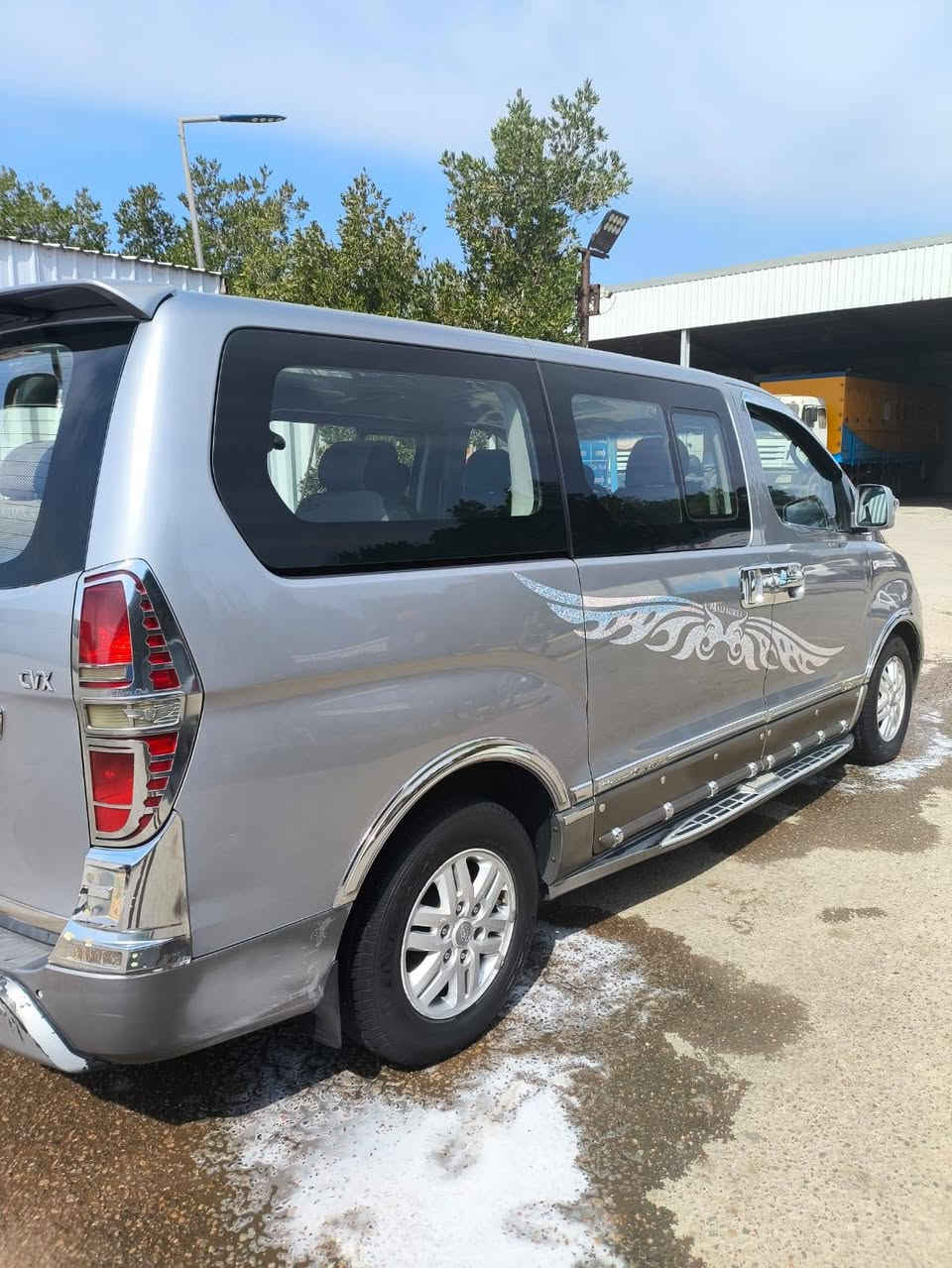 سلام عليكم هونداي ستاركس 2012سبلاين مرمز 2018كفاله ماعده رشه جاملغ خلفي في كوريا رقم بغداد نكليزي{ رقم مميز} سنويه جديده بسمنه السعر 190وبيها مجال الاشراي اتصل على الرقم *********** مكان سياره في ميسان العماره حي الوحده الاسلاميه
