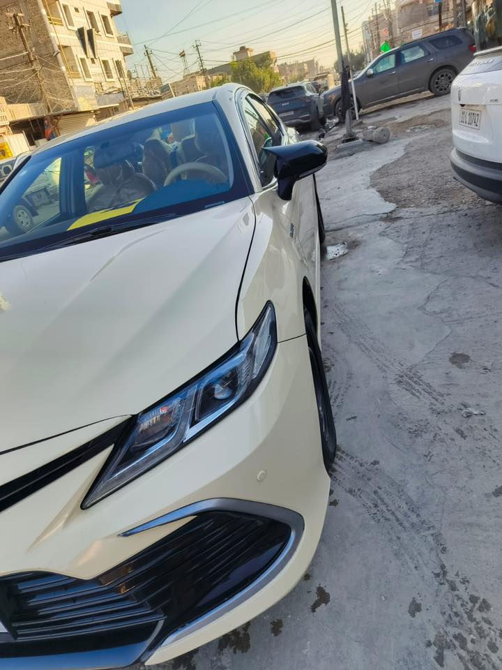 سلام عليكم
سيارة كامري للبيع موديل 2024 اصل 
تكسي دبي
ماشية 128 الف 
سيارة حلوة و خير من الله 
كير مكينة كفاله
بيها حادث موضح بالصور 
رقم بغداد الجديد 
باسمنا السيارة 
تحويل ثاني يوم 
مواصفات معروفه 
مكان السيارة بغداد المشتل 
السعر 175$ وبيها مجال 

‭0771 395 4457‬

***********
