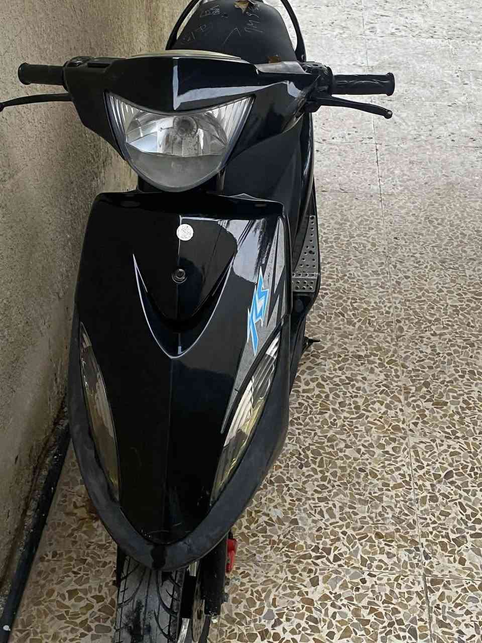 السلام عليكم 
ماكس عدله 
بوشه49 بلاد ما مفتوحه 
كابريتر اصلي 
كفرات أصليات 
مكاني كوت كفاءات 
سعر 650

‭0776 587 2402‬
