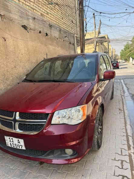 السلام عليكم  اغاتي 🫡بيع او مراوس بجيب 
دوج كرڤان موديل 2018وارد امريكي 
حادثها كلش بسيط السياره كلش جديده 
كير مكينه خير من الله تخم تاير 
تشغيل عن بعد ابواب  وصندوك كهرباء 
السياره كلشي بيها جديد وعل البلاد 
السعر163بيها مجال للتواصل هذه رقمي وبي واتساب ***********علي ابوحيدر بغداد
