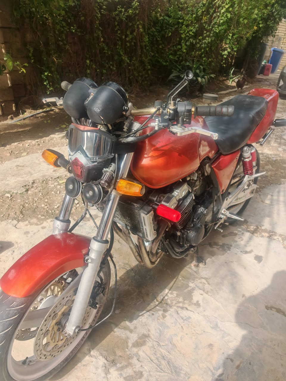 سلام عليكم سي بي فور جيل اول 16 ولف للبيع
دراجه فول ومكفول دراجه المكينه اول فتحه مبدل فقط رنكات ولفات الباقي على وضع الشركه كفاله 
شلعه ومعدل تشك الكاع ترايك وين متريد 
اوراق كامله كمرك مدفوع 
نكره بكل وقت 
مصبوغه جماليه  
سعر 1100 وبيها مجال شي بسيط 
***********
عنوان واسط الصويره
