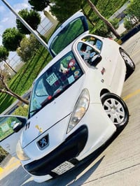 بؤفرؤشتن  ماشآءالله نمونه ى جواني  بيجؤ/206  مؤديل /2011  سه نه وي پلا...