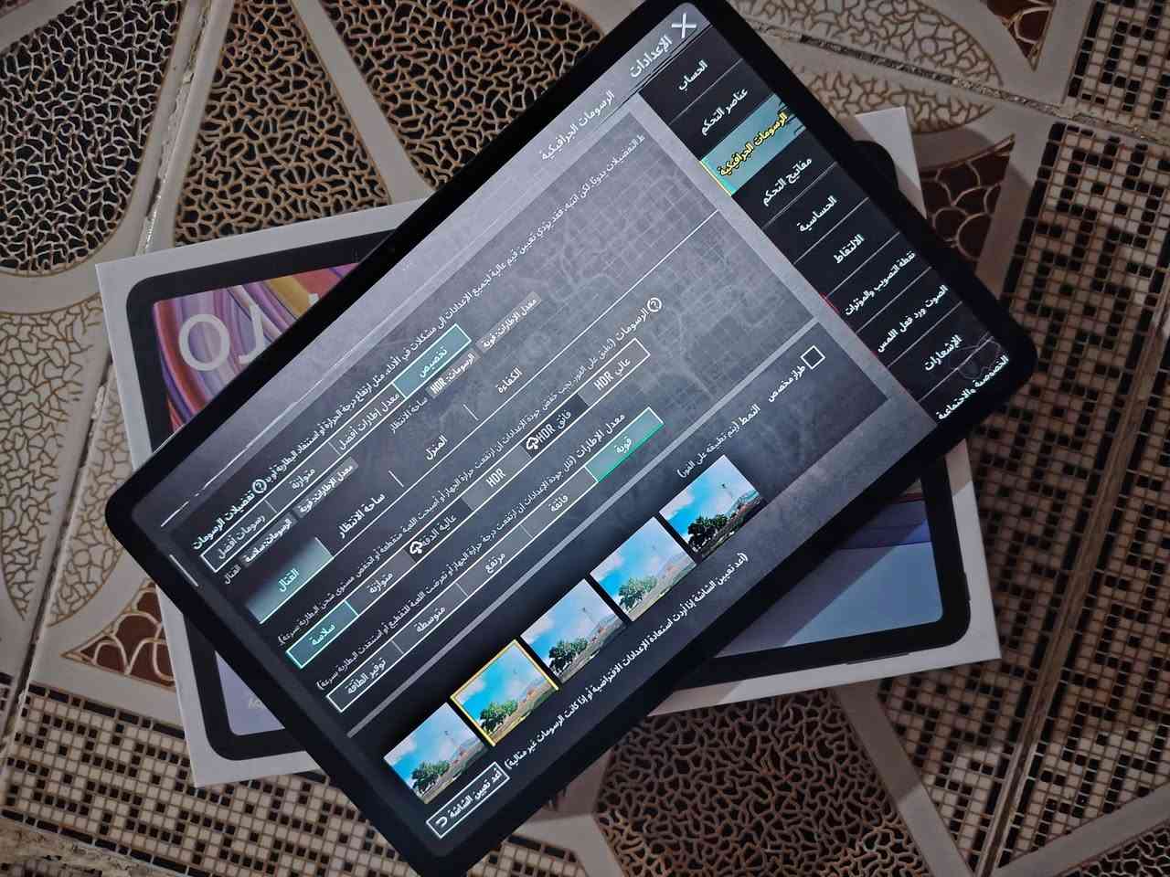 السلام عليكم ريدمي باد برو البيع
موصفاتRedmi Pad Pro :الشاشة: من نوع IPS LCD بحجم كبير 12.1 بوصة، بدقة 2.5K ومعدل تحديث سلس يبلغ 120 هرتز.المعالج: Qualcomm Snapdragon 7s Gen 2 (بمعمارية 4 نانومتر) لأداء قوي في الألعاب والاستخدام اليومي.الذاكرة والتخزين: يتوفر بخيارات واسعة للرام (6 أو 8 أو 16 جيجابايت) وذاكرة التخزين (128 أو 256 جيجابايت) مع دعم بطاقة ذاكرة.البطارية: عملاقة بسعة 10,000 مللي أمبير وتدعم الشحن السريع بقوة 33 واط.الكاميرا: كاميرا أمامية بدقة 8 ميجابكسل، وخلفية بدقة 8 ميجابكسل.النظام: يعمل بواجهة شاومي HyperOS المعتمدة على نظام أندرويد.الصوت: 4 مكبرات صوت ستيريو تدعم تقنية Dolby Atmos.
السعر 300 قفل قفل اتواصل على الرقم *********** او ***********
