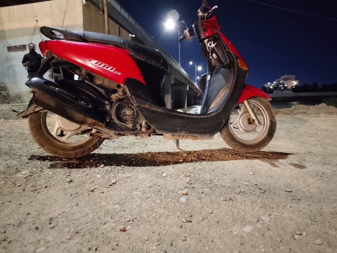 أوراق للبيع كفرات نظيفه مكينة مكفولة كهربائيات شغالة  العنوان ميسان حي المعلمين الجديد شارع البطاقه الوطنيه *********** عمارة, ميسان
