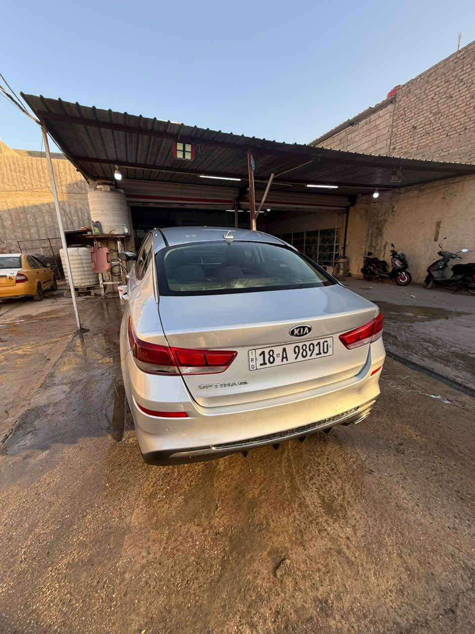 كيا اوبتما 2019 موصفات FE
رقم بابل انكليزي باسمي 
بيها جاملغ خلفي وجنطه
والجاملغ الخلفي الثاني كليرررر
صور الحادث بل منشور 
السعر 129وبيها مجال بسيط
مكاني حله شارع 80

***********
