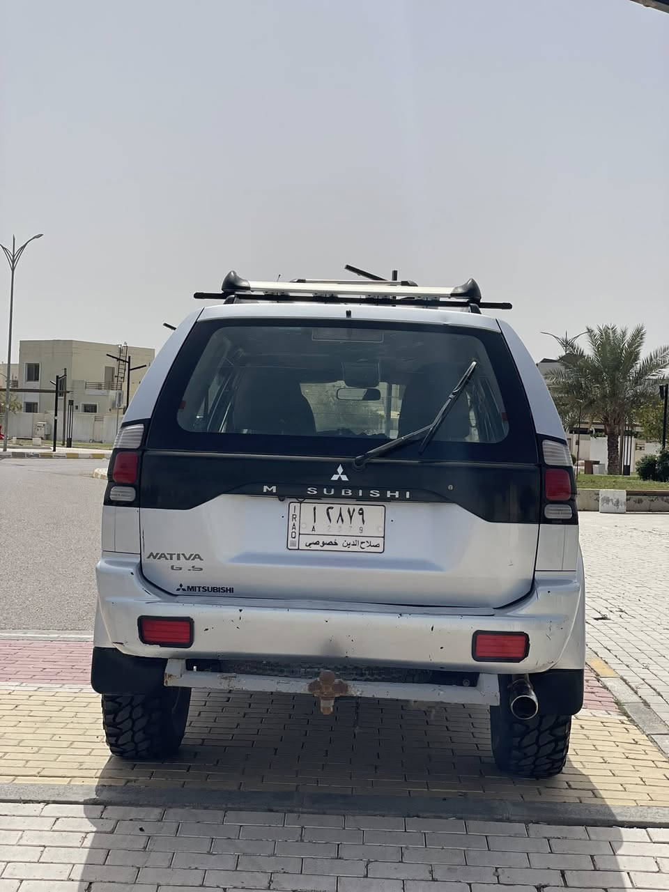 ميتسوبيشي ناتيفا. موديل :2008
محرك 6 سلندر حجم 3000cc
••
مواصفات السيارة (خليجي) مكفولا من الصبغ والحار 
كير اوتو اربع سرعات
فور ويل: ثقيل وخفيف
جام كهرباء
مري شفط
بوصله، عداد باتري,عداد دهن . شاشه .....
السياره كلها جاهزه وبدون نقص. واحلى من الصور.
فوريل ومحرك وكير واكسلات مكفول
غرفه السياره نضيفه ووكلشي بيها شغال 

السعر ٩٠ وبي مجال بسيط  
مكاني تكريت ورقم سياره صلاح الدين مشروع وطني

رقم التلفون ‭***********
