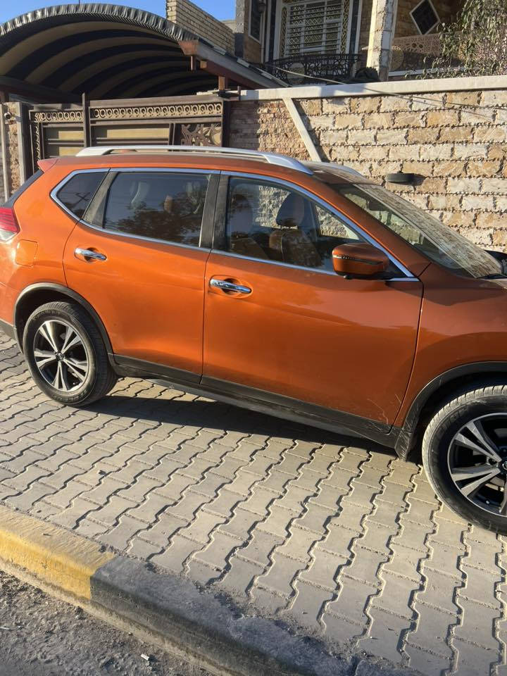 نيسان روج موديل 2020 فول مواصفات عدا الفتحه رقم شمالي جديد تحويل مباشر السياره جاهزه للأخير مكينه 2500 دوش السعر 170 العنوان بغداد المحموديه /***********/***********
