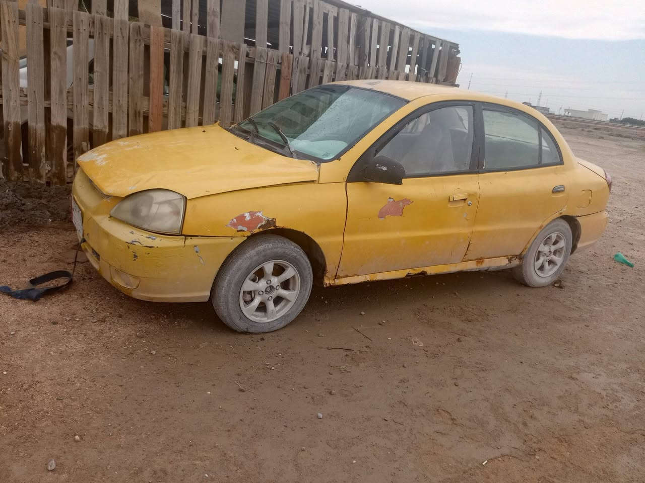 السلام عليكم كيا ريو موديل 2003 السعر 17 مكان البصره الزبير على طريق الخور الزبير ***********
