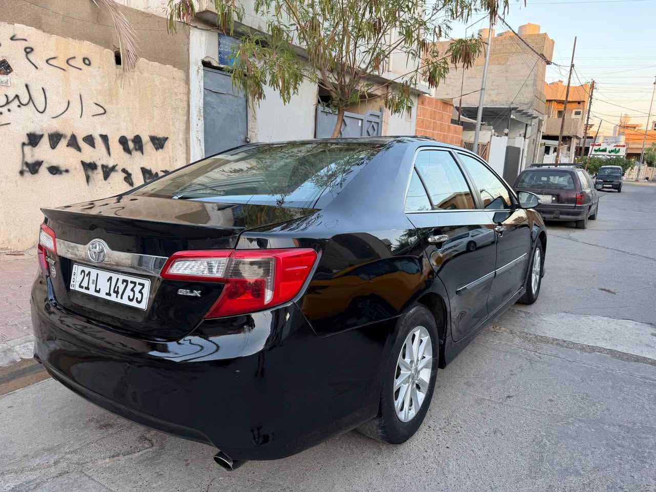 كامري خليجي  2012  GLX
فول مواصفات
سلايت/ بردة/كشن كهربائي/علامة ترحيب/داخل اصفر/دبل صالنصا
سيارة مال بيت و بأسمي
سنوية و رقم جديدة
گير و محرك بشرط 
السايرة بيها قطعتين مبدل بلادي  باب سكن  امامي و جاملغ سكن امامي داخل الباب بيها شبر صبغ
بجم  كبس
مكان كركوك /رحيماوا
***********
***********

***********
*********** كركوك, العراق
