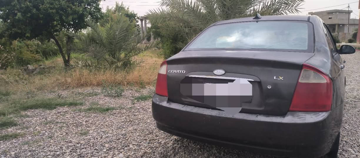 السلام عليكم ..سيارة .كيا اسبكترا ..2006 ..محرك 16. صار اسبوع من شاده كير شرط..كير عادي ..تبريد شرط..تدفئه شرط ..رقم كركوك..أ.. دولي ..بأسمي شرط التحويل ..سنويه ..لل..30..دفتر بانزين ..بيه صبغ بس باب السايق ..السعر 68 ..او بيه مجال..البيع نقد فقط... مكان السياره  محافظة كركوك  ..للاستفسار ..الاتصال عالرقم...*********** او المراسله عالخاص
