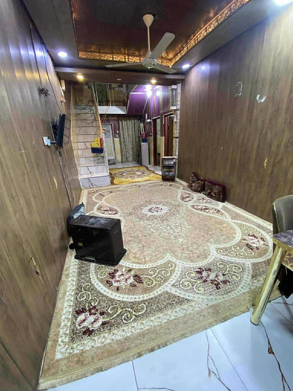 #ياالله_يارزاق
#اللهم_صل_على_محمد_وال_محمد
دار طابو صرف 87 متر ، 
حي المكرمة شارع المزرعة 
شارع مزرعة المكرمة مو شارع مزرعة سيد علي 
 الواجهة 6٫5
قريب جدا على شارع كربلاء مقابل ساحة و منتزه المزرعة العائلي
منطقة ال 13000 المربع الذهبي 
صب كونكريت طابقين ، الطابق الأرضي صالة و استقبال و غرفة نوم و مطبخ و صحيات 
الطابق الاول 3 غرف نوم و صحيات 
قريب عليه مدارس ابتدائية و متوسطة و اعدادية للبنين و للبنات 
التواصل والاستفسار مراسله الصفحة او الاتصال ***********
السعر 108 بي مجال
