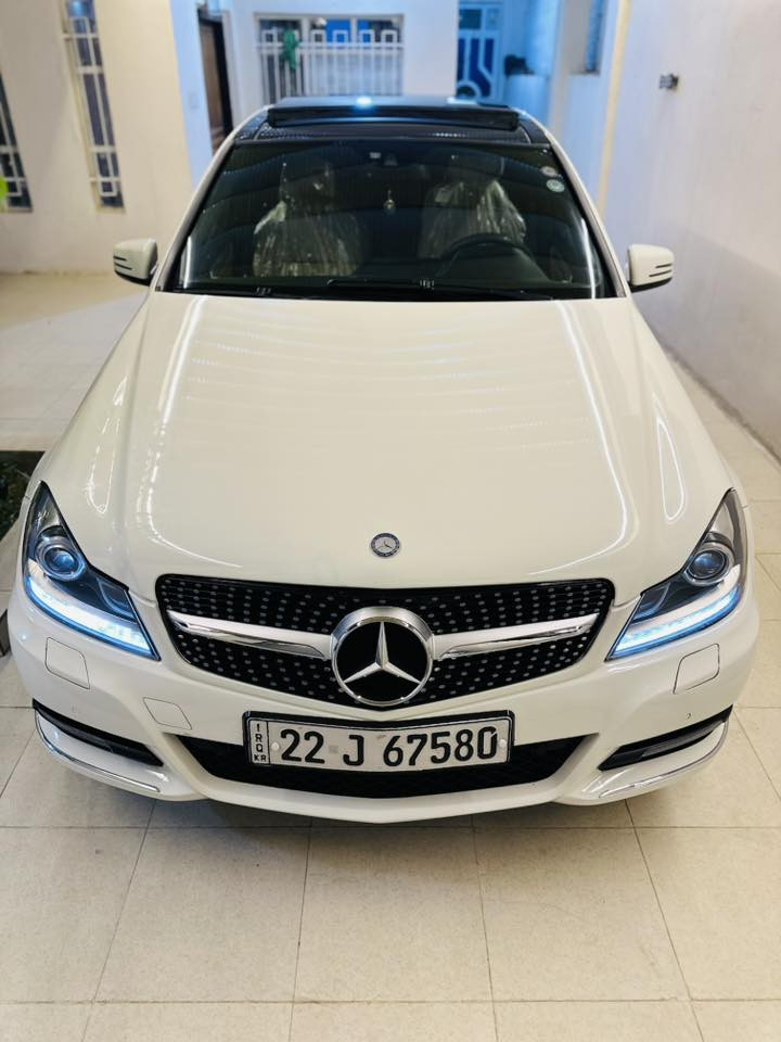 Mercedes-Benz C200 2012
-------------------------------------

#السعر : 134$ وبيه مجال بسيط

#رقم الهاتف :*********** /*********** 

#رقم السيارة : اربيل  

مكان السيارة : واسط/العزيزية 

-------------------------------------

سلام عليكم 

 للبيع  مارسيدس C200 موديل 2012 رقم اربيل سيارة خليجية   وكاله اربيل مكفولة بدون ضربة بيه صبغ قطعتين بدون دواخل سيارة فول مواصفات 

1_ بصمة تشغيل + ابواب 

2_محرك  +كير  مكفولات ⁦⚔️⁩

3_تبريد قطعتين+ثلاجة⁦❄️⁩

4_كروز سرعة🔒 

5_ داخل مشمشي بلادي ⚔️⁩

6_مراية داخلية+جانبة عاكسة ⁦🔍

7_تحكم ستيرن ⁦⚔️⁩

8_مري شفط 

9_انظمة قيادة  +سبورت + طبيعي 

10_انارة ترحيب💡 خارجية وداخلية ⁦⚔️⁩

11_شاشة اعطال

12ستيرن كهرباء  

13_ويل 17 بلادي +تخم تاير جديد   💡

14_جام اخضر ⚔️⁩ 

15_صدر امامي خلفي جديد

16_بردات خلفي 3 

17 دركة حرف D

18_لايت داينمك LED 

19_كشنات كهرباء +خزن ذاكرة 

20_بانوراما 

21_حساسات امامي خلفي 

22_كاميرا خلفية   

 

-------------------------------------
