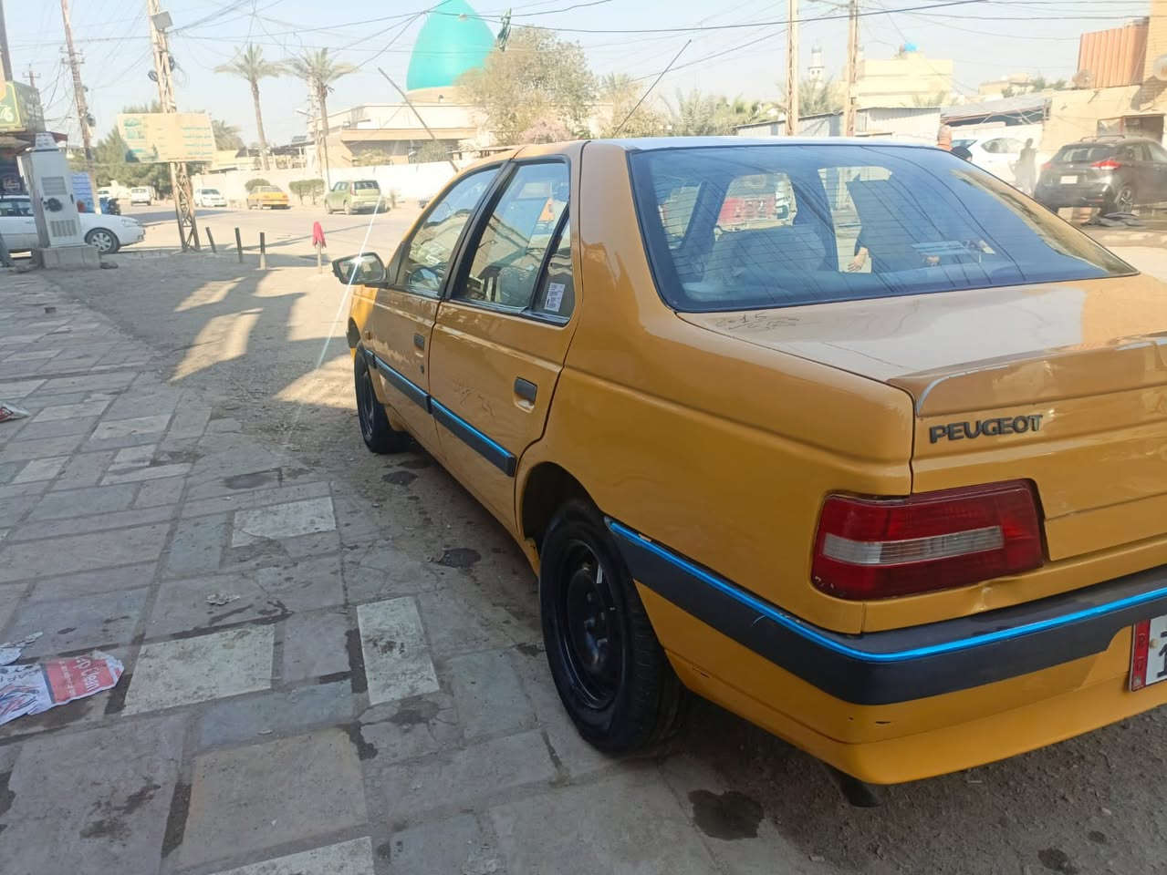 مرحبا شباب بيجو لميس 2015 كفاله عامه من الضربه والصبغ سياره كولش جديده كولشي بيها شغال تبريدها ثلاجه تخم تاير جديد ما بيها نقص كد البرغي بسمي سياره مصفره هيئه وغرامات مكاني بغداد
السعر 47
***********
