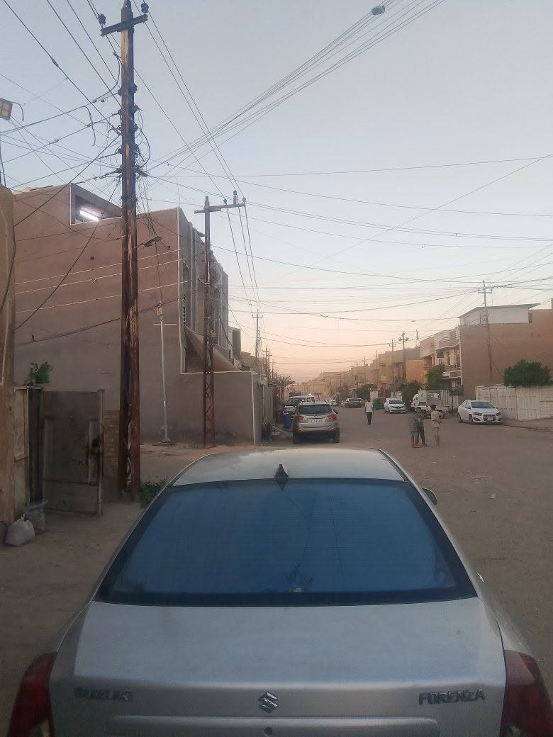 السلام عليكم عندي سياره فورنزه للبيع بس السياره مصبوغه حزام  وتبريد خير من الله  بيها بدايه بكن بلمحرك خفيف رقمها بغدادموديل 2006 مكاني بغداد الشعب رقمي *********** السعر55وبيها مجال لطيبين
