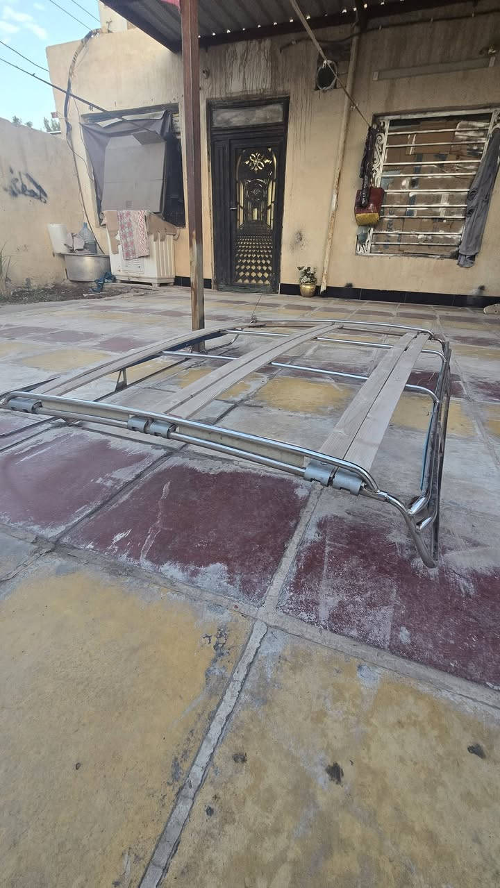 سيبايه علي الحداد طوك ازرك السعر ٨٠ مكان ناصريه حي شهداء ***********
