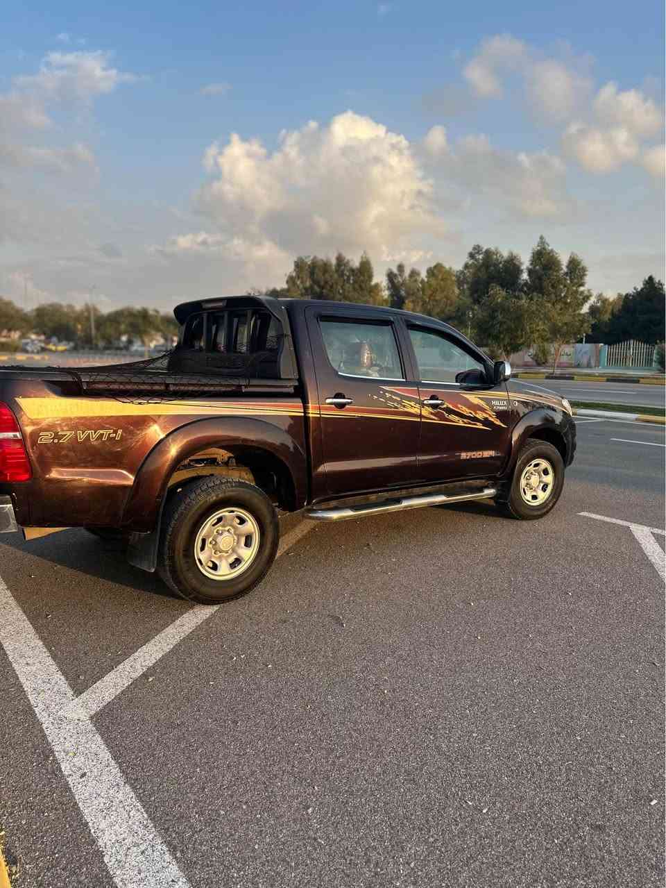 تیوتا مەرزی سعودی بتل 2006سەنەوی تازەیە تاوەکو 2029بی بۆیاخ بەس دەرگای دووای گولیکی هەیە مەسروفی نیە بی نوقاسانی جوار تایەی لۆکی مەکینەی کراوتەوە سعری ١٣٥$گەلا قفل لەگەل ریز ئەگەر مشتەری نیت سەرمان مەیشینە هەموو زانیارکم نووسیوە***********شوین کەلار كالار, السليمانية
