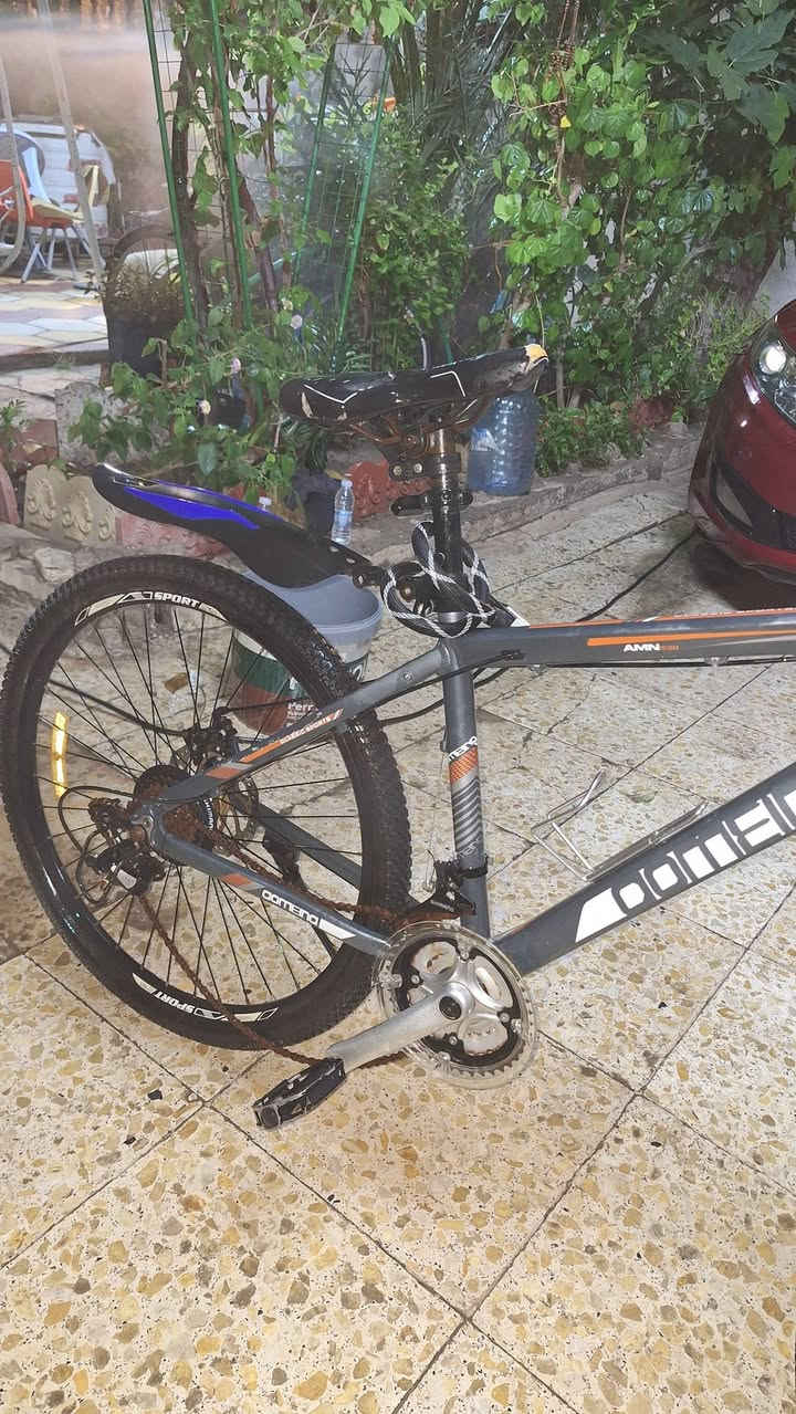 نظيف بس يرادله عكرب ب ٥ بس الباقي ما بي شي دبلات تشتغل و تكدر تقفلهن 
بداله وره ٧ نمر 
بداله كدام ٣ نمر 
بريك دسك مو فحمات
مداكر جديده قفل بي مفتاحين 
بدي نظيف 
ب 145 و بي مجال 
مكاني البصرة


**إذا كنت صاحب هذا الإعلان وتريد حذفه لأي سبب، رجاءا أرسل رسالة إلى الدعم الفني**