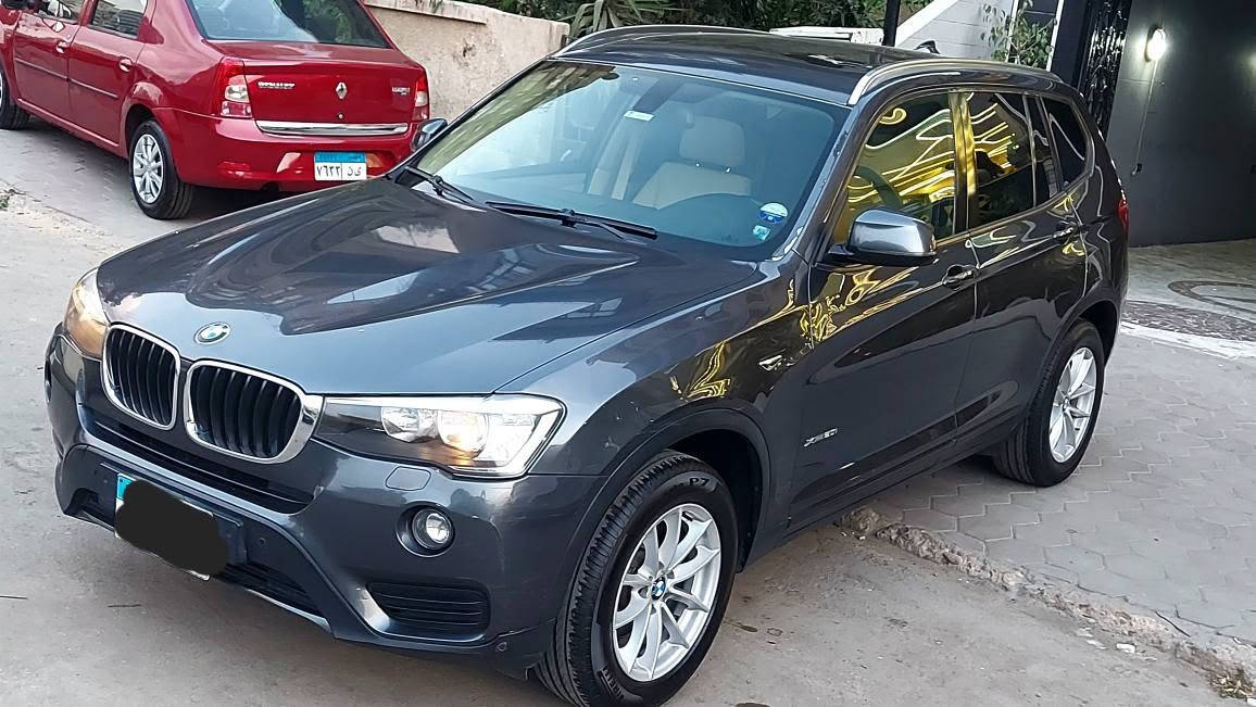 #Bmw///  X3  /// 2015
2000cc turbo  /__
للهواة الحالة الجيدة 
فابريكة بالكامل برة وجوة 
لا يوجد أي مصاريف صيانات نهائي او دهانات نهائي ____
صيانات منتظمة فى التوكيل حتى ١٩٥كم...
حاليا صيانات فى مركز متخصص بالفواتير 
حالة الماتور والفتيس والعفشة والكاوتش جيدة جدا 
رخصة مصر الجديدة 
المعاينة مصر الجديدة 
0100/986/7472 القاهرة, مصر


**إذا كنت صاحب هذا الإعلان وتريد حذفه لأي سبب، رجاءا أرسل رسالة إلى الدعم الفني**