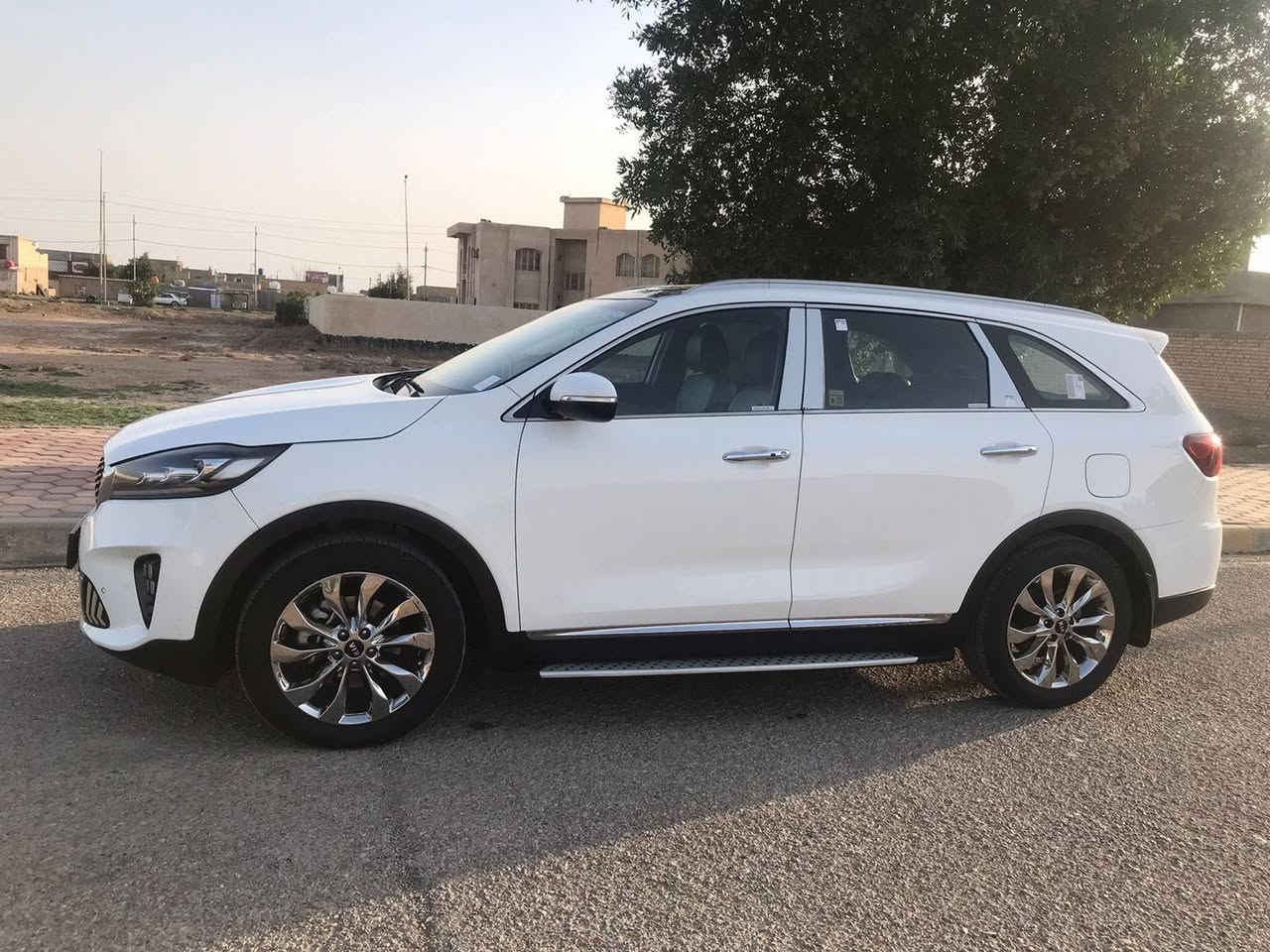 سورنتو موديل ٢٠٢٠ دبل شباك مكفوله كفاله عامه من الصبغ والتبديل والبارد مكينه وكير على الشركه فول مواصفات بانوراما ٣ قطع تبريد كشنات كهربائية ٧ راكب كشنات جلد بصمه أبواب وتشغيل حساسات اماميه وخلفيه شاحن لاسلكي كاميرا دواره اشاره ترحيب مرايا شفط رقم بغداد باسمي هزه ورقم انكليزي سنويه جديده لل٢٠٣٠ السعر ٢٦٨ المكان كوت للاستفسار ***********
