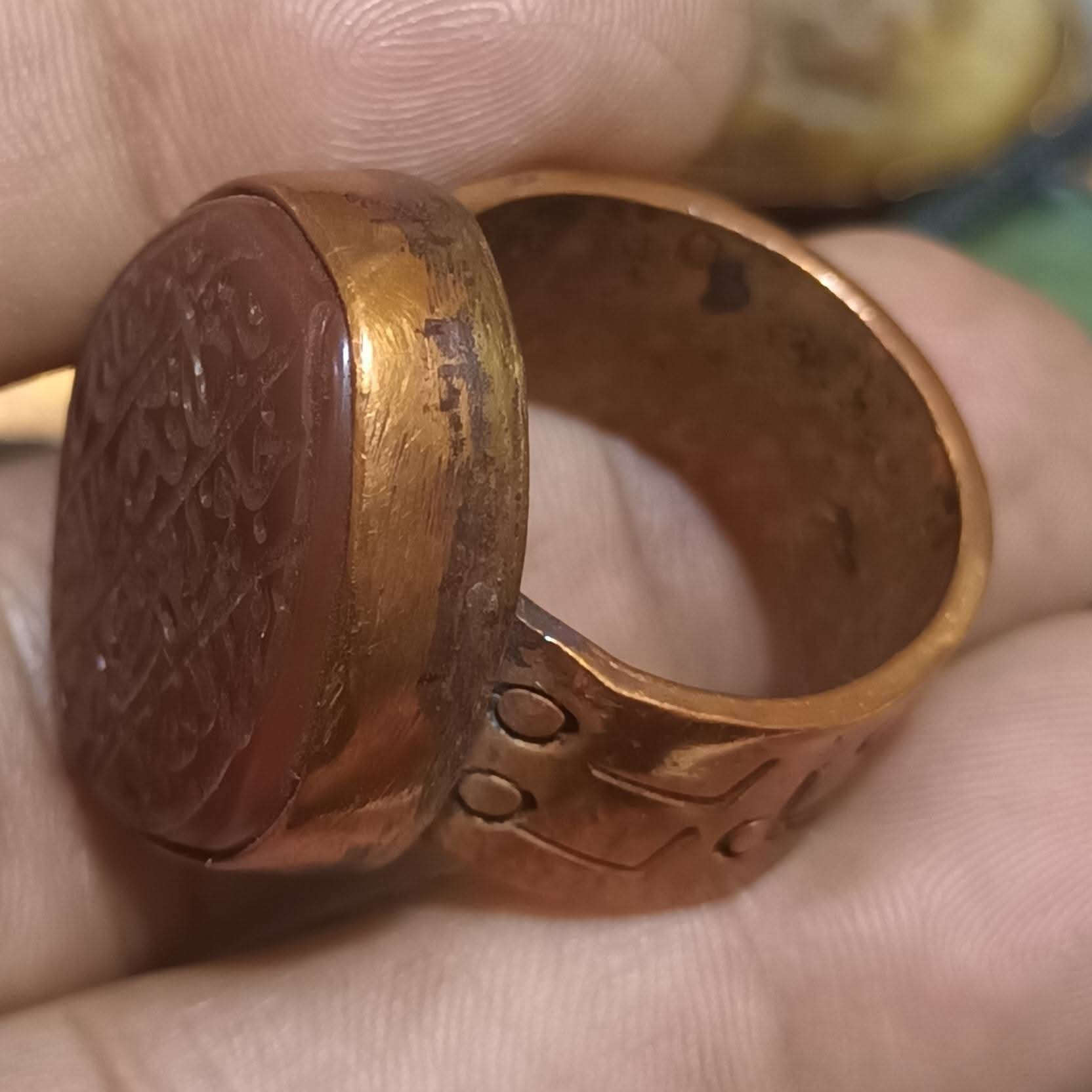 👍💍محبس حجر العقيق اليماني الأصلي مخطوطة صياغة نحاس نحاس ملكي القديمة خطة الحجر كوفي قديم العنوان بغداد الأمين يوجد خدمة توصيل كافة المحافظات العنوان بغداد الامين
***********
