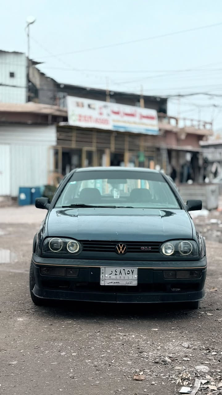 كولف للبيع 
 نفخ mk3 موديل 1993 
محرك 1800 دوش 
كير عادي 
مصبوغة عام 
تبريد شغال 
غرفتها نضيفة 
كير ومحرك نضيف 
مابيها خياسات 
رقم انبار الماني 
سوارات ليد و منضومة زنون
شاشة كاربلاي
مكان الانبار الفلوجة
سعر 43 وبيها مجال بسيط


**إذا كنت صاحب هذا الإعلان وتريد حذفه لأي سبب، رجاءا أرسل رسالة إلى الدعم الفني**