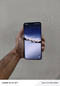 بوكو f7 كامل ملحقاتة الجهاز كلشي مابي نضيف ذاكرة ٢٥٦ عنواني بغداد ٠٧٧٤...