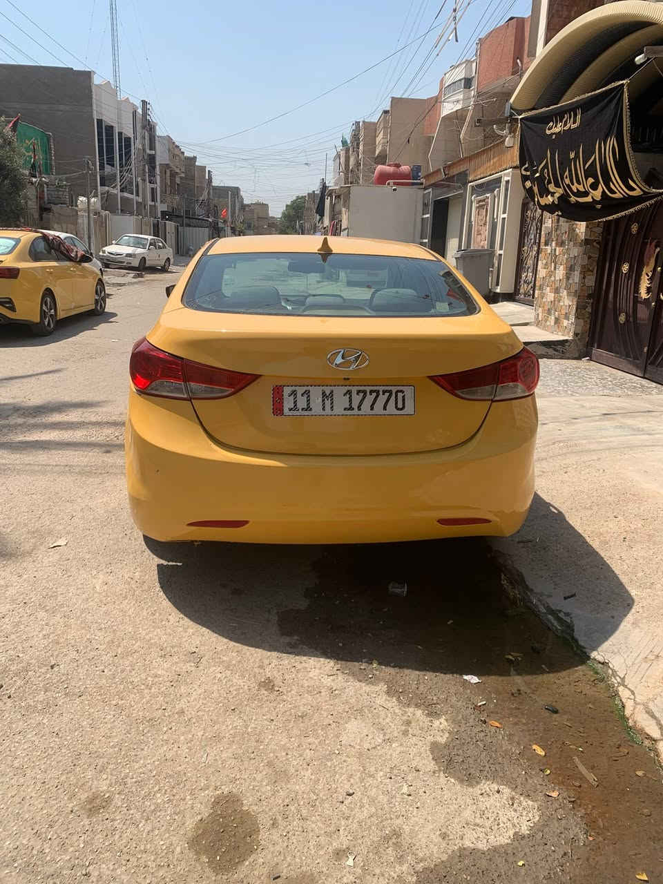 سلام عليكم النترا ٢٠١٣ للبيع 
وارد امريكي حادثه بس خشم البنيد نفسه مصلح 
بدون ايرباك بدون شاصي 
سياره كله ليبل واحد
كير ومكينه خير من الله 
صدر امامي خلفي جديد 
تخم تاير جديد 
منضومه تبريد كله جديد توني شاده 
رقم بغداد مميز بأسمي سنويه لل٣١ 
هيأ مصفره جديد عارضه ب٩٢ وبيه مجال 
مكاني بغداد حي اور للاتصال ***********
