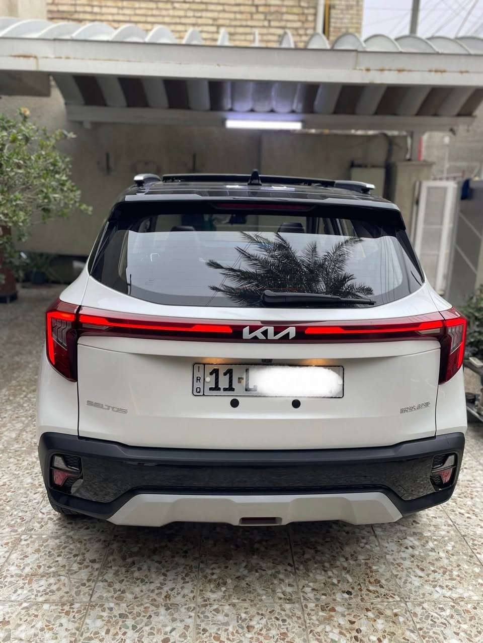 السلام عليكم كيا سيلتوس 2023 مكفوله كفاله عامه من الضربه والصبغ فوووول مواصفات 4 كامرات 
-سقف بنراما
-شاشة متصل 
-درايف مود
-رادارات
-مكينه 1500 دبل نوزل المرغوب
-كشنات جلد
-سايد بريك بصمه
وبعد بيها كلش اهواي مواصفات ماشية 20 الف 
رقم بغداد الجديد السياره مكانها بغداد معروضه ب175$ وبيها مجال للأستفسار *********** بغداد, العراق
