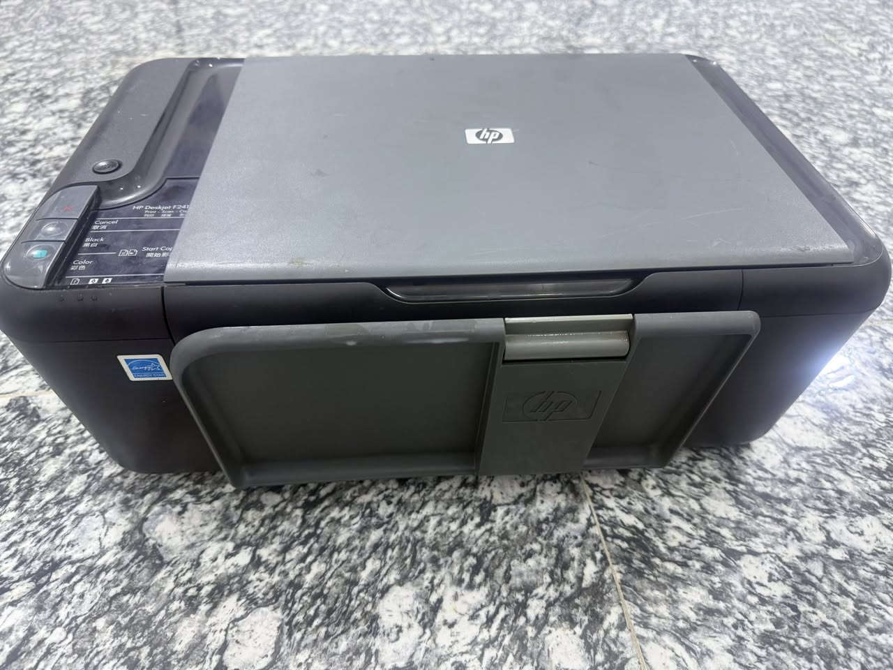 السلام عليكم
طابعة نوع HP Deskjet F2410 ملون جتني هدية مستخدمة وما ستخدمتها ابد ،  بدون وايرات ، قيم واحذ بما يرضي الله


**إذا كنت صاحب هذا الإعلان وتريد حذفه لأي سبب، رجاءا أرسل رسالة إلى الدعم الفني**