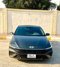 النترا موديل 2024  لون زيتوني 💚 🥇للبيع. فقط🥇 وارد امريكي ماشيه 19m بعد...