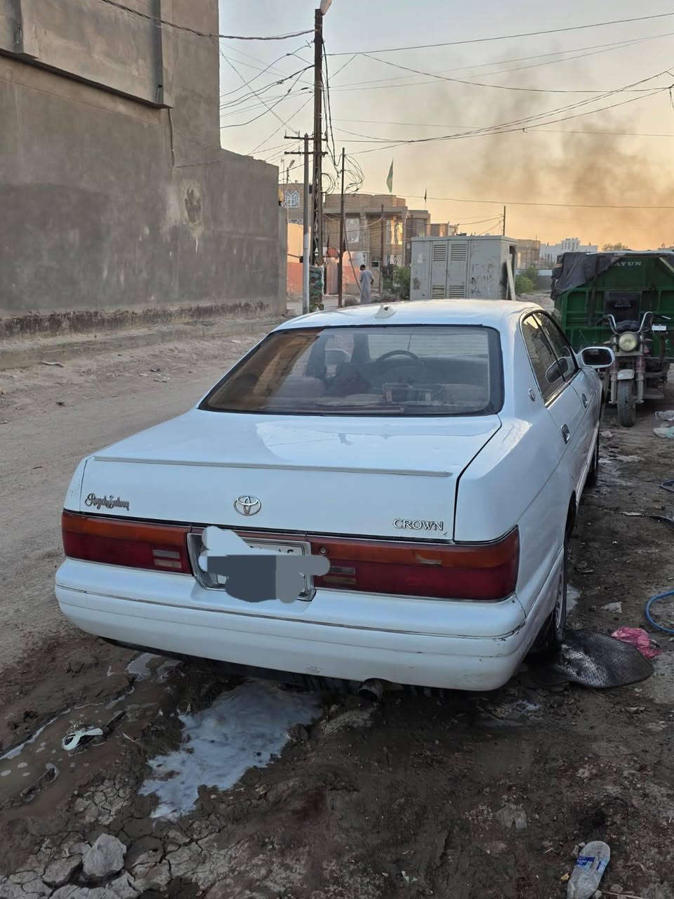 السلام عليكم سياره بطه موديل ٩٥ للبيع 
السياره بأسمي كير ومحرك شغاله التبريد بس غاز بي ثقب بالبوري
تخم تاير 
الشراي يتصل على الرقم ***********  مكاني ديوانيه حي الوحده
