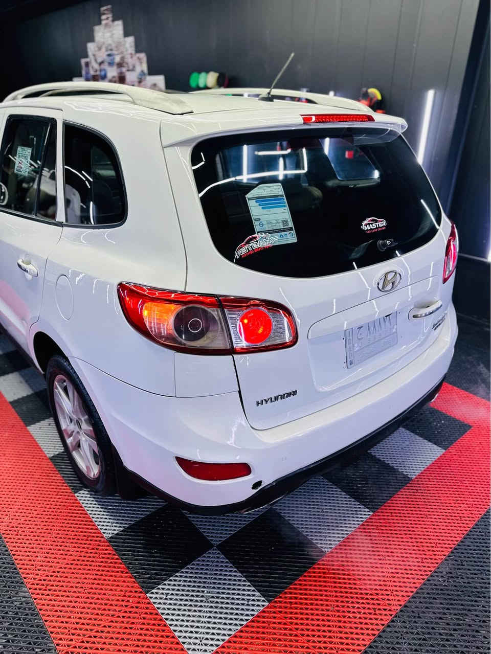 السلام عليكم هونداي سنتافي موديل 2010 خليجي مكينه 6 سبعه راكب فتحه كشن كهرباء رقم بغداد تحويل مباشر كير مكينه حداديه تخم تاير جاهزه بيه 3صبغ وبيه بارد بحافه القماره يم الفتحه بدون اي دواخل تكم شواصي لغود مكفولات السعر 128وبيه مجال مكاني بابل *********** بغداد, العراق
