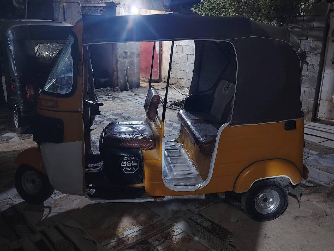 تكتك البيع موديل 19 جاهزه وحلوه كبل الشارع أوراق سحب تصل ***********
