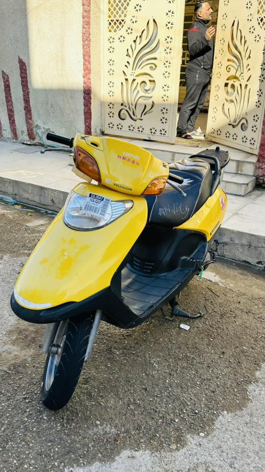 سلام عليكم سبيسي مال رمبه غراضهه بلاديه اول فتحه الهه كهربائيات شغاله كفرات اصليات مالتهه كشن سوادات تايرات حدد باتري جديد  سعرها 800 وبيه مجال للاتصال *********** مكاني كوت انوار الصدر
