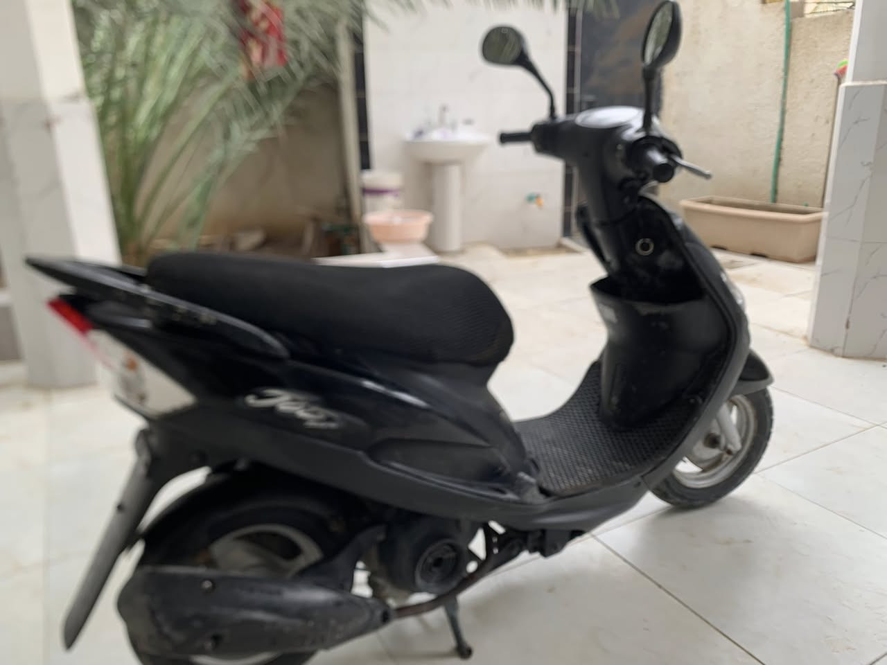 سلام عليكم ماكس منقولي كله بلاديه برقي ما مفتوح منه   قبل 3اشهر من  طلعت من الحويه مكان القرنه الشرش *********** سعر خاص
