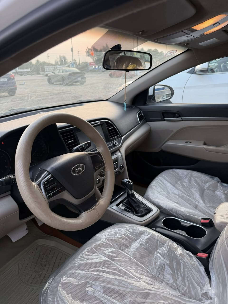 النترا 2017 مكينه 2000
فول عدا الفتحه مكفوله خليجي
السعر 140$
***********
