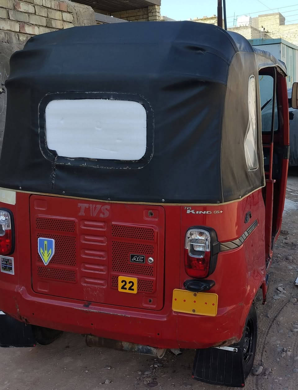 السلام عليكم تكتك تي في اس للبيع موديل ١٨ أوراق الموبده نظيفه كبل للشارع عنوان بغداد رئاسه العبيدي السعر ٣٥٠٠ وبيها مجال الرقم ***********
