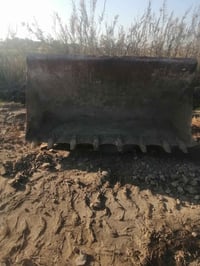 كيله شفل كتر عدد2 وحده أمريكي وثانيه بلجيكي  07808159929