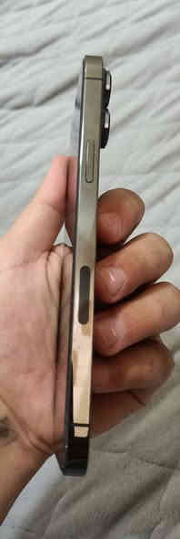 للبيع او مراوس جهاز 13 برو ماكس كارتون سعره 740 الف مكاني....ذي قار..***********
