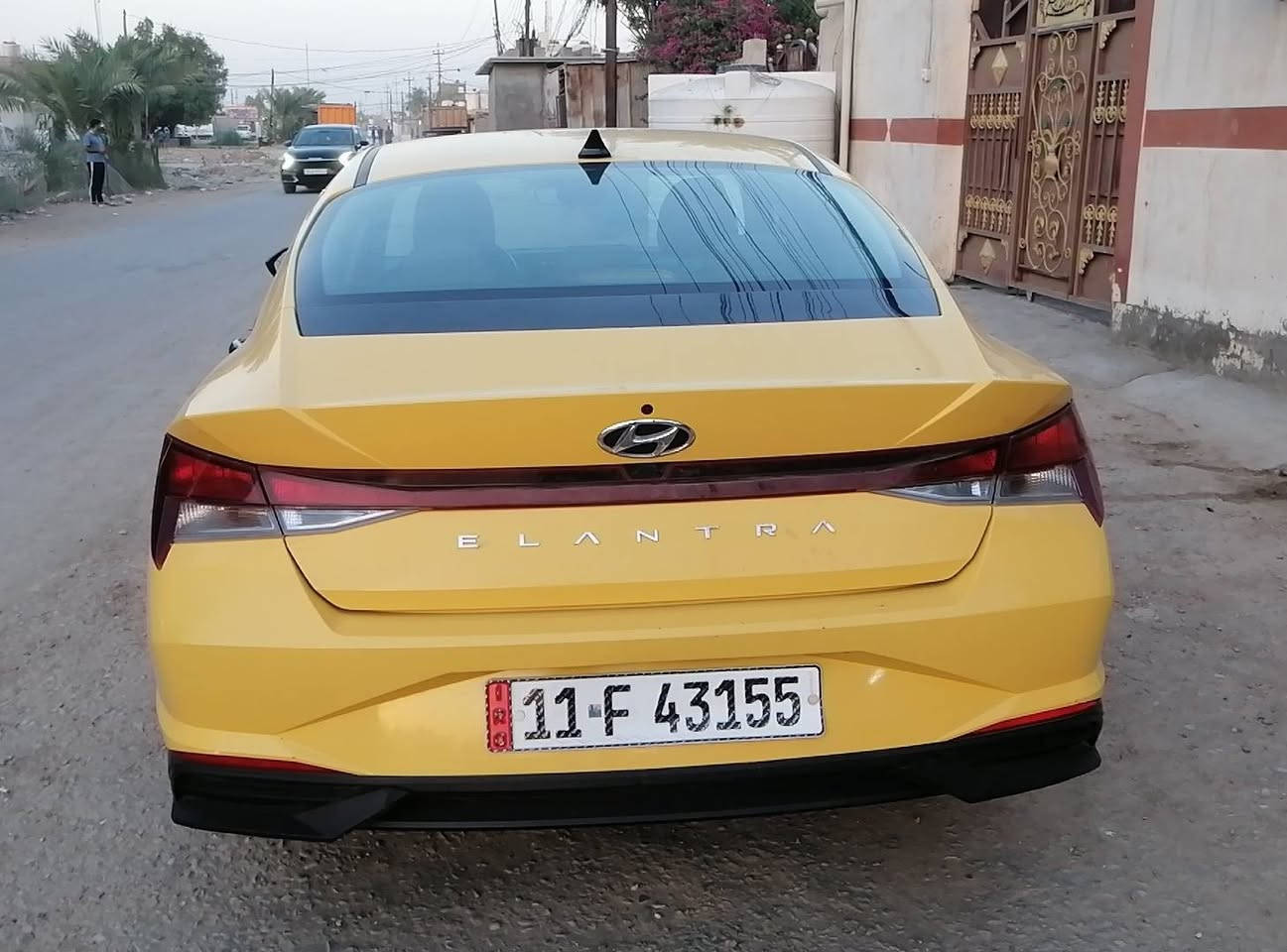 السلام عليكم 
النترا 2023 امريكي فول ما عده الفتحه 
سياره نضيفة ممشاها 67 الف حقيقي مانقصها اي شي جاهزه علاخير تخم تاير، كير مكينة ع وضع الشركة 
 حادث جاملغ وباب السايق فقط مبدلات، بدون دواخل بصمه تشغيل عن بعد تبريد ع وضع الشركه
وبيها منظومة غاز 60 لتر
 بسمي تحويل مباشر العنوان بغداد النهروان 

رقم ***********
