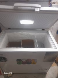 مجمدة • عارضة مشروبات • الرمادي الملعب