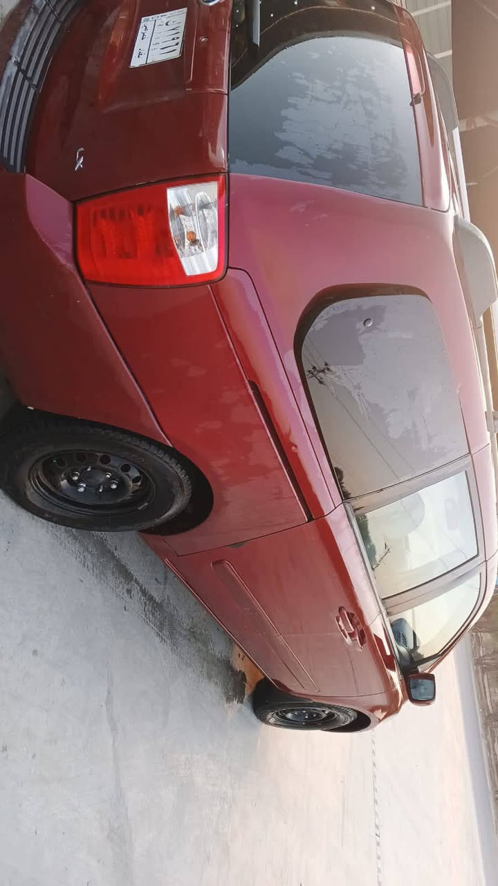 سلام عليكم ادوات كصه كيا سيدونا ٢٠١٣ سيارة جديدة ٧ راكب سياحي  VIP فول مواصفات ٦ سلندر دووش تخم تاير كير ومكينه وحداديه كلها جديده تحكم ستيرين بيع فقط بدون مراوس متوم رقم بغداد  السعر ٦٠ تواصل  ***********
