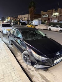 النترا للبيع موديل ٢٠٢١ امريكي سعر ١٢٢ وبيها مجال بسيط  للتواصل ٠٧٧٦٥٣...