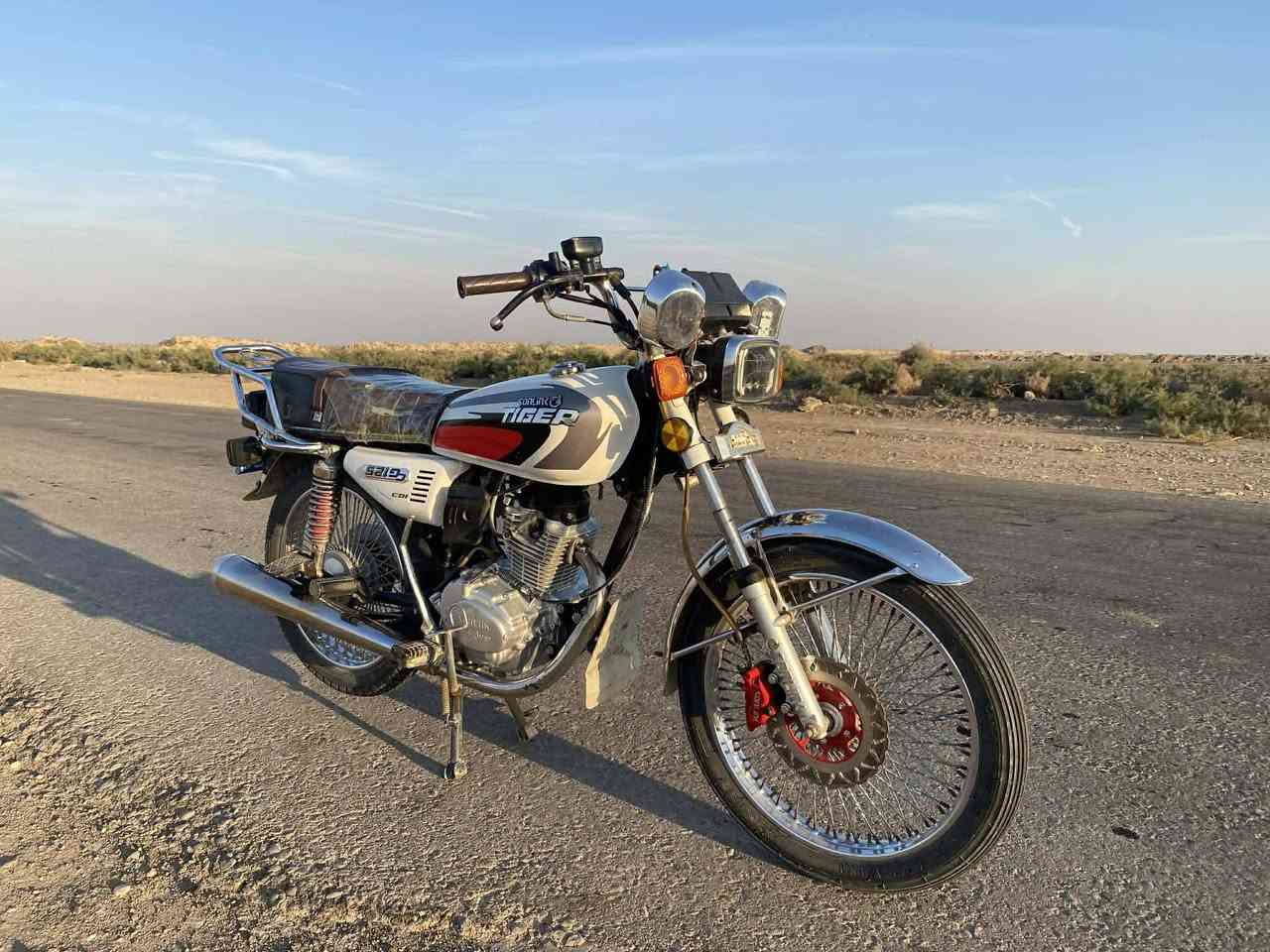 السلام عليكم دراجه تايكر للبيع موديل 2023 اوراق اصولي مكفوله كفاله عامه للاستفسار خاص


**إذا كنت صاحب هذا الإعلان وتريد حذفه لأي سبب، رجاءا أرسل رسالة إلى الدعم الفني**