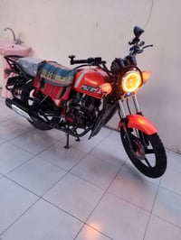 درجة دايون للبيع موديل 2025 صارله شهرين من طلعه من الوكيل دراجة نضيفه ...