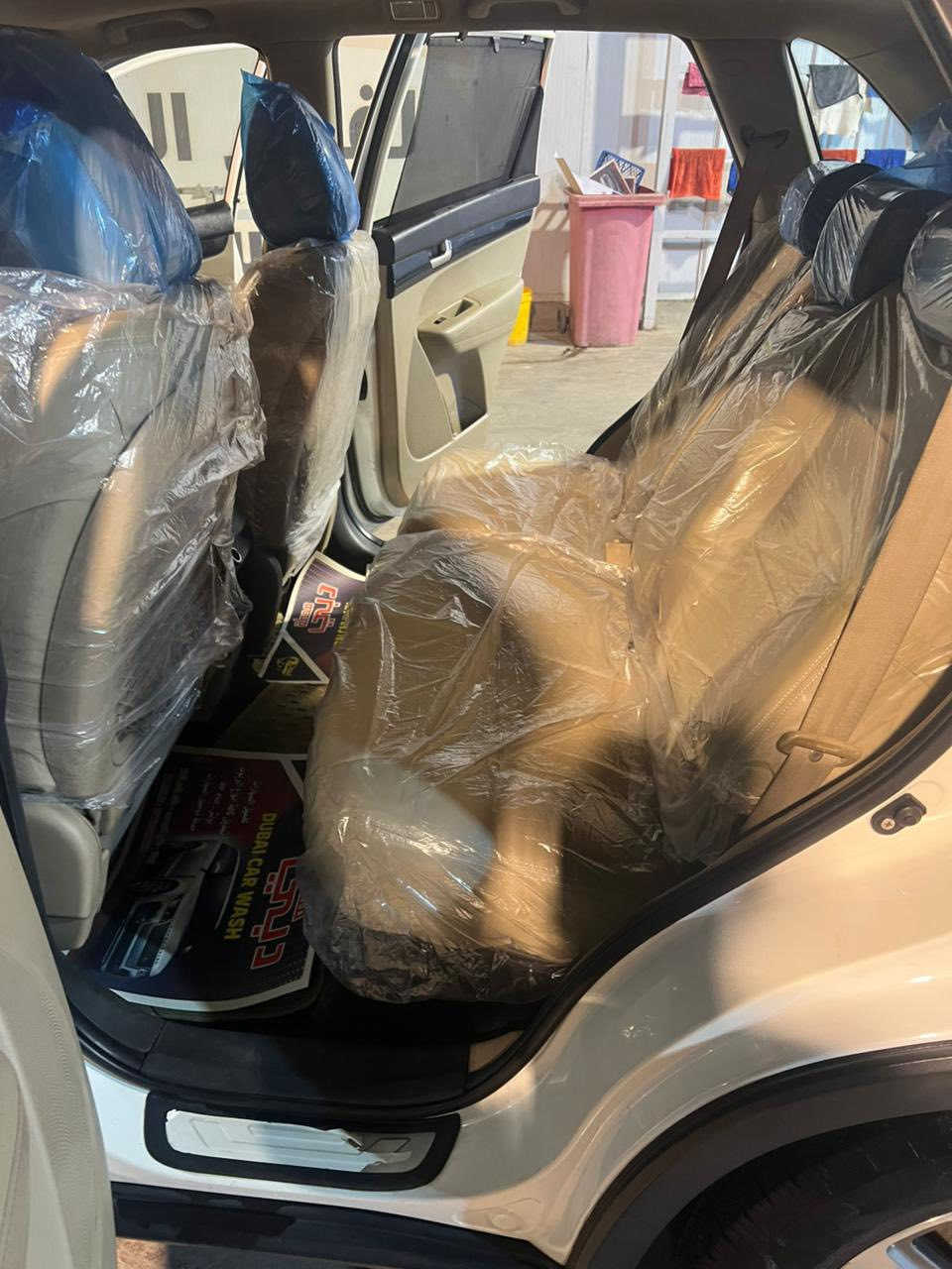 السلام عليكم من رخصه الادمن
مكلف بالنشر 
سورنتو خليجي 2014 للبيع 4 سلندر 
ماشيه 149الف كيلو 
موديل 2014 فول مواصفات 
بصمه 
فتحه بانوراما 
4سلندر 
بيه الجاملغ الامامي اليمنه صبغ فقط 
كير خيرر الله
محرك شاده جديد قبل شهر تقريباً 
تبريد خير من الله 
سياره كامله وجاهزه متصرف عليه ربع 
صدر امامي خلفي خير من الله
السعر 165 وبيه مجال بسيط حك الجيه 
للاستفسار ***********
