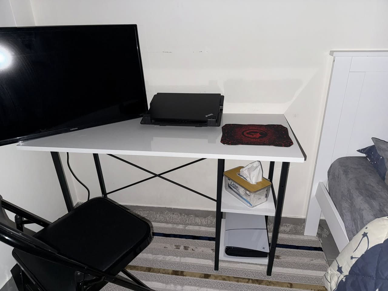 ميز دراسي للبيع نظيف100‎%‎قبل فتره قصيره جدا اشتريته سعره 30الف


**إذا كنت صاحب هذا الإعلان وتريد حذفه لأي سبب، رجاءا أرسل رسالة إلى الدعم الفني**