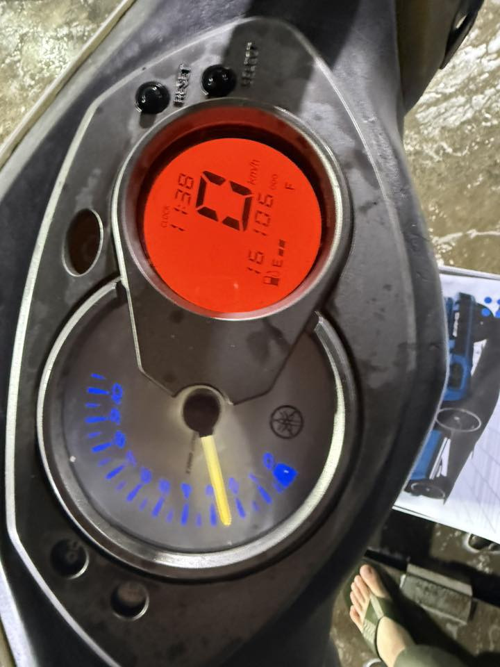 سلام عليكم سكنس فحل للبيع نوزل دراجه خير من الله شلعه تشك الكاع ومعدل يخبل دراجه ماشيه 16 الف بلاديييي لحد يجي ويكلي مصفرها مكاني شارع فلسطين ***********
