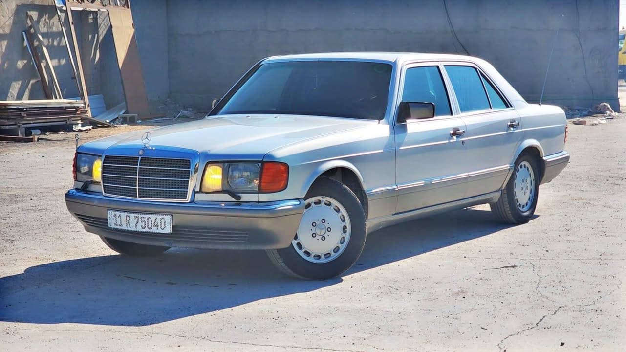 السلام عليكم للبيع ...مارسيدس رئاسي مديل 1988 سياره فول مواصفات سياره كفاله عامه مصبوغه عام لجماليه فقط واكو ملاحضات بل جامغات الخلفيه موضحه بصور كير ومكينه كفاله عامه  بسمنه تحويل ثاني يوم  سعرر#$95   اني مكلف بنشر رقم صاحب سياره ***********  مكان سياره ديالئ بعقوبه
