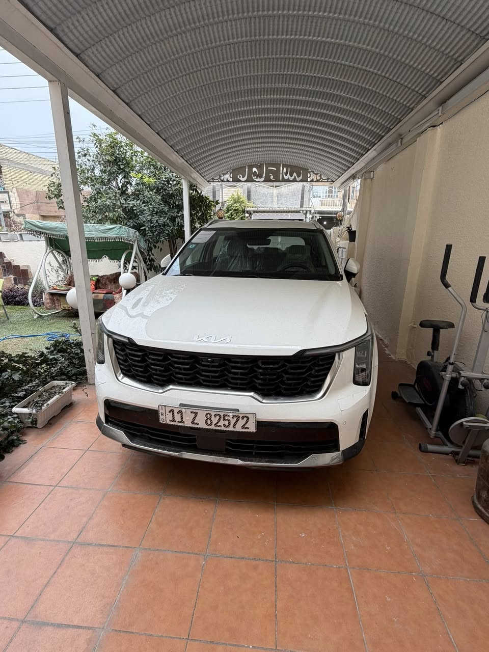 سلام عليكم
سورنتو ٢٠٢٥ 
فول ١/١ ماعدا البانوراما 
 (داتا شو / كشنات جلد ) وباقي المواصفات معروفه 
 
ماشيه ٦٠٠٠ 🔥
للتواصل ***********
